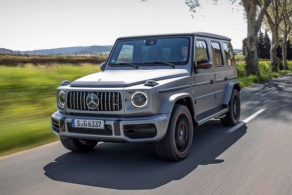 Mercedes-AMG G 63 (2018 г., 4,0 л, 585 к.с.) - 17,4 л/100 км
